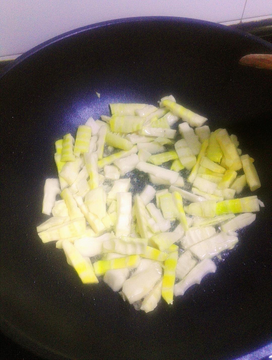 油焖笋的做法 步骤8