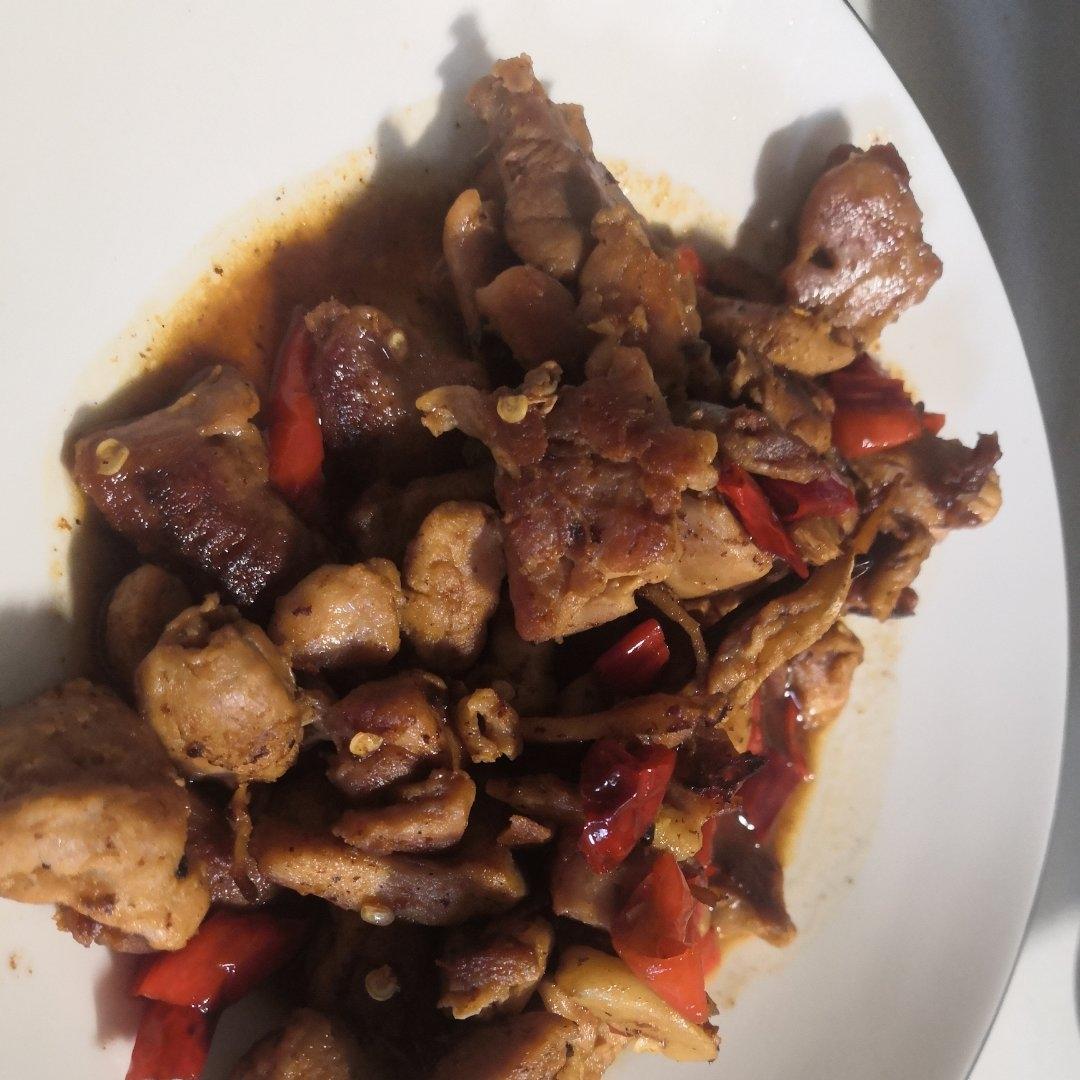 辣椒+啤酒炒鸡肉 巨好吃！超辣湖南菜