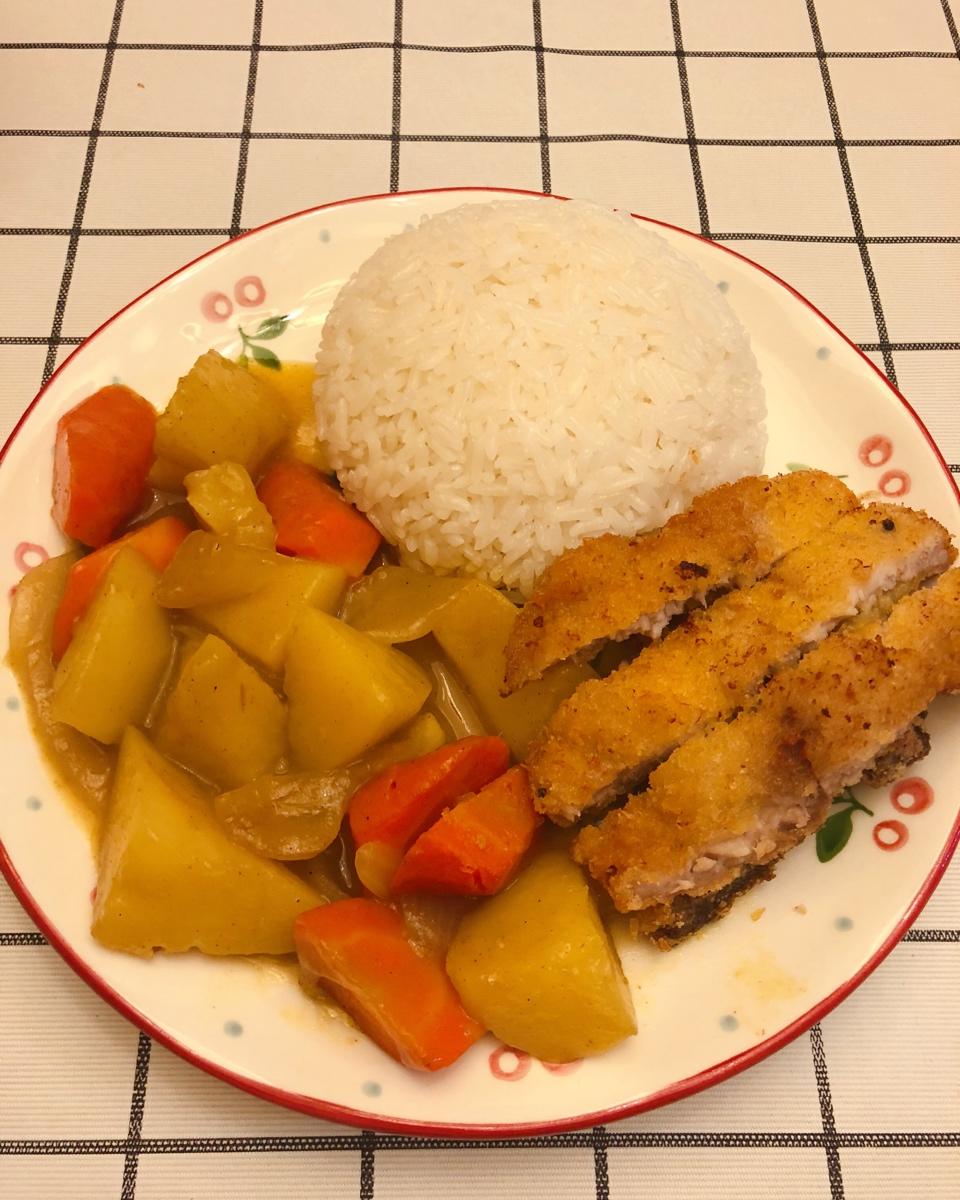 暖心の炸猪排咖喱饭