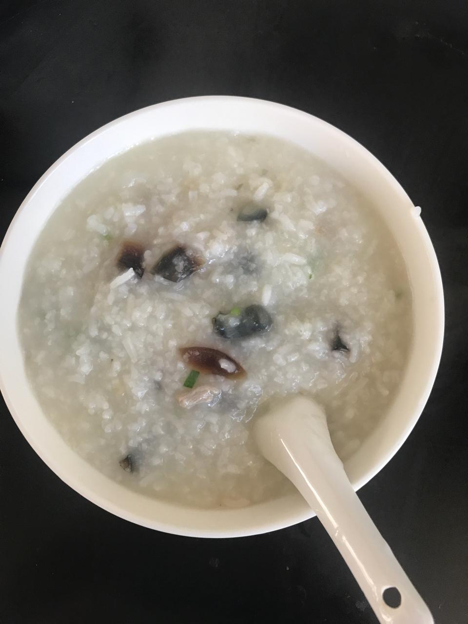 皮蛋瘦肉粥