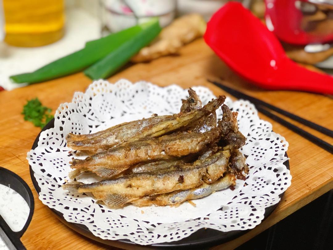 香煎椒盐多春鱼