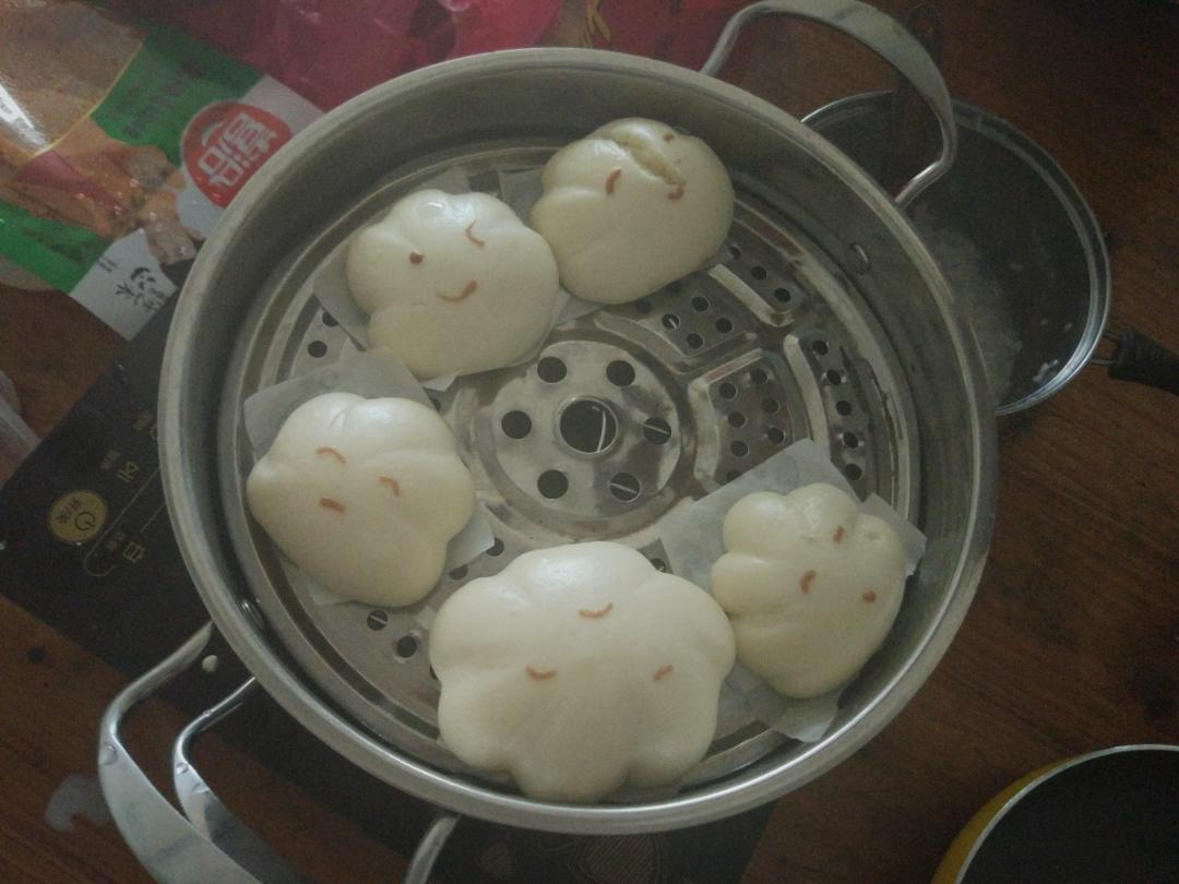 《Tinrry+》美姬老师教你做可爱云朵造型馒头