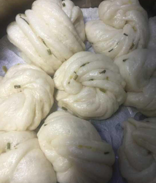 葱油花卷 Steamed Roll