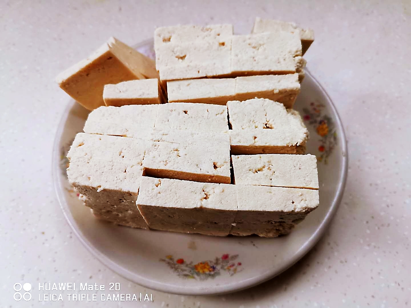 黄豆芽炖豆腐的做法 步骤2
