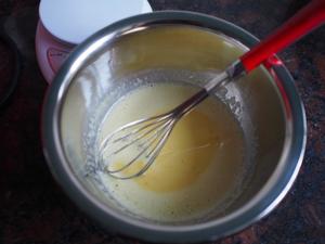 紫薯椰奶大理石戚风蛋糕的做法 步骤2