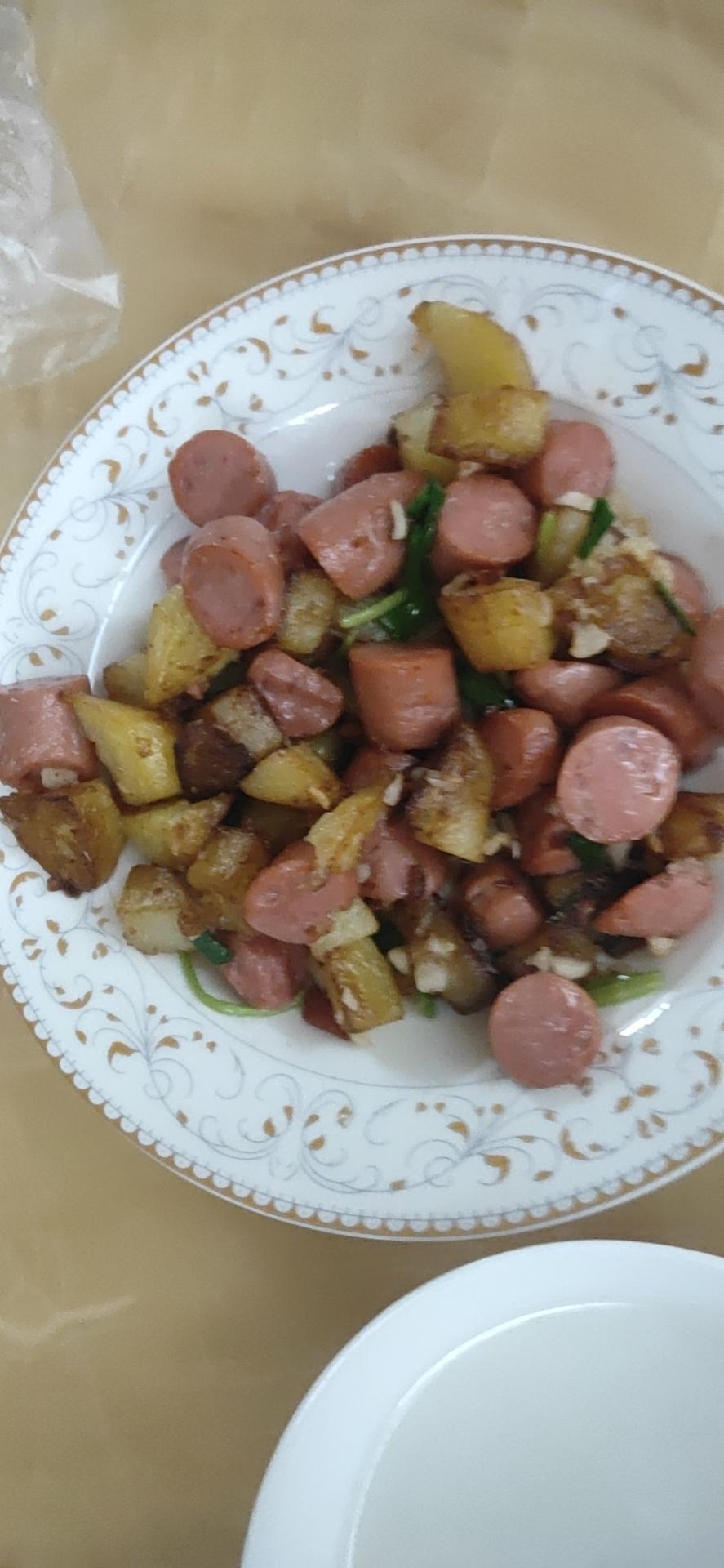 路边摊土豆火腿的做法