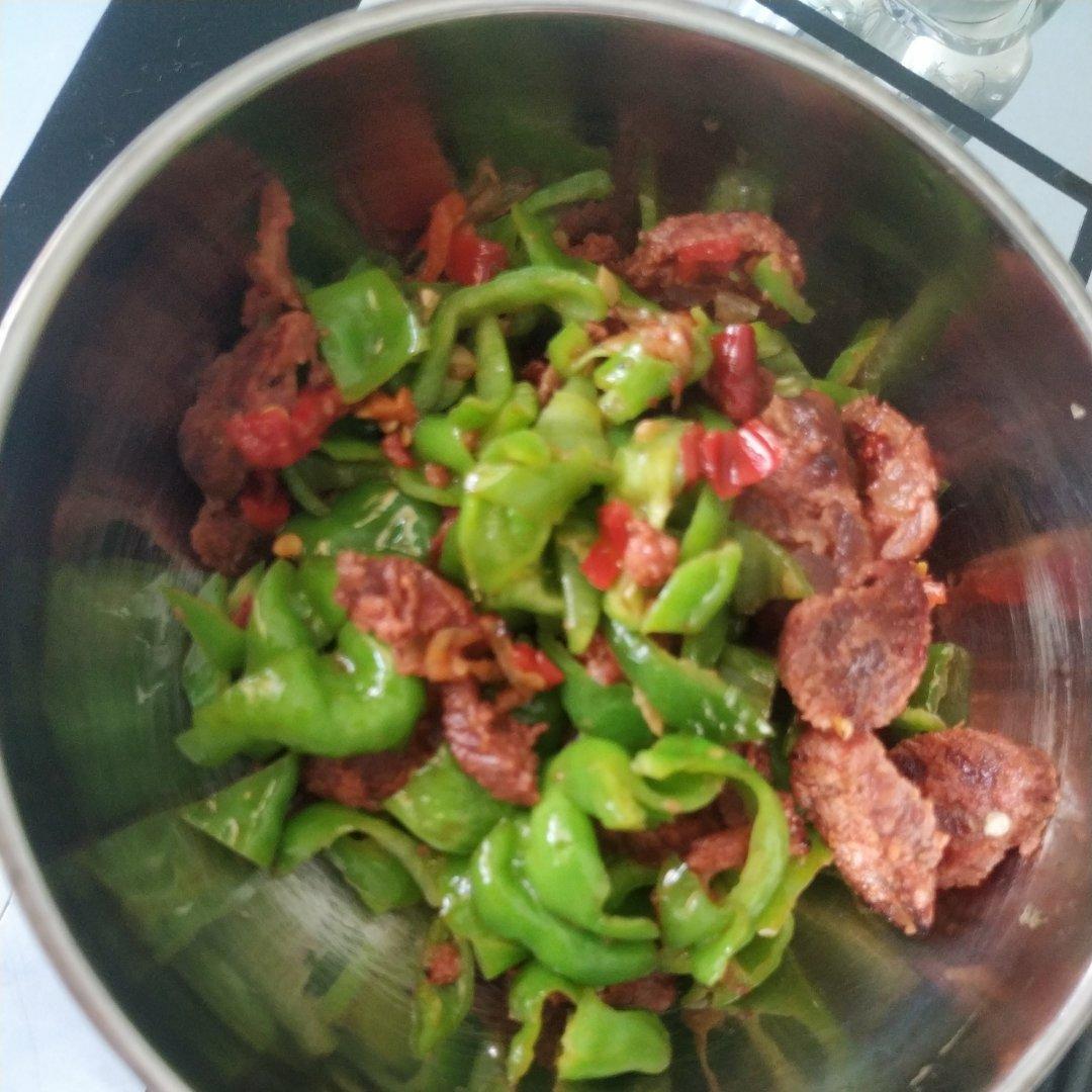 青椒炒香肠
