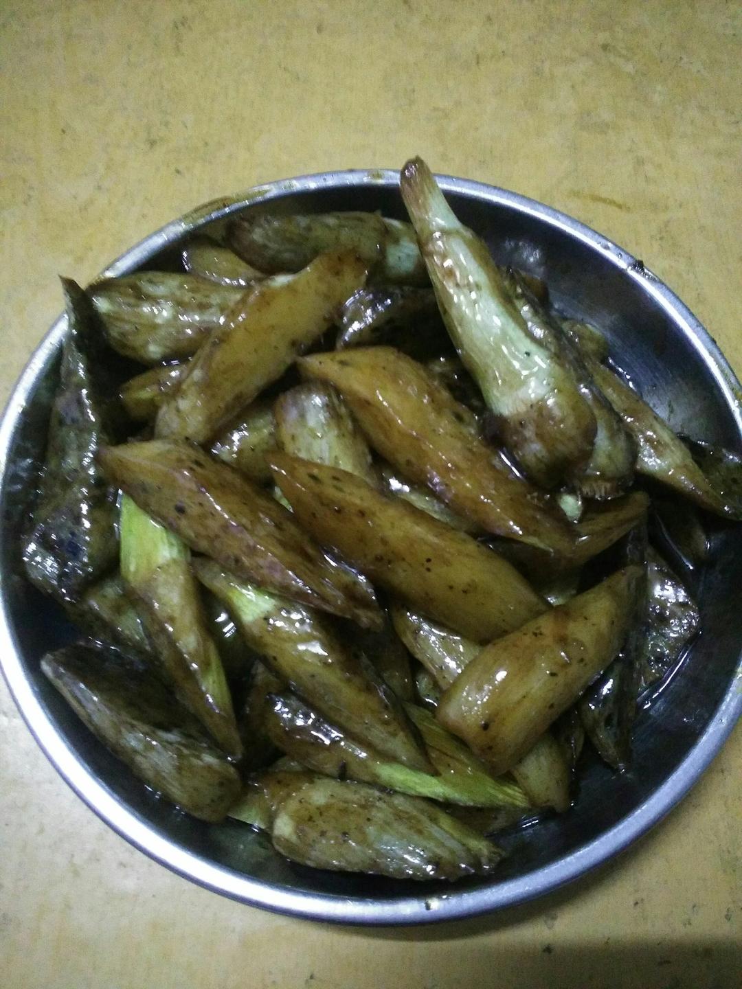 油焖茭白