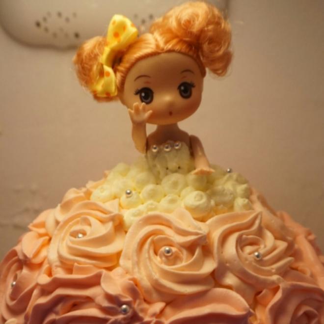 芭比公主蛋糕的做法