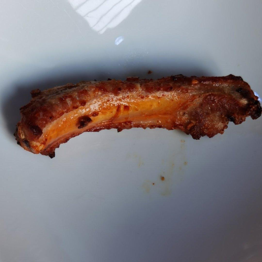 蒜香烤排骨（美味只需等一下）