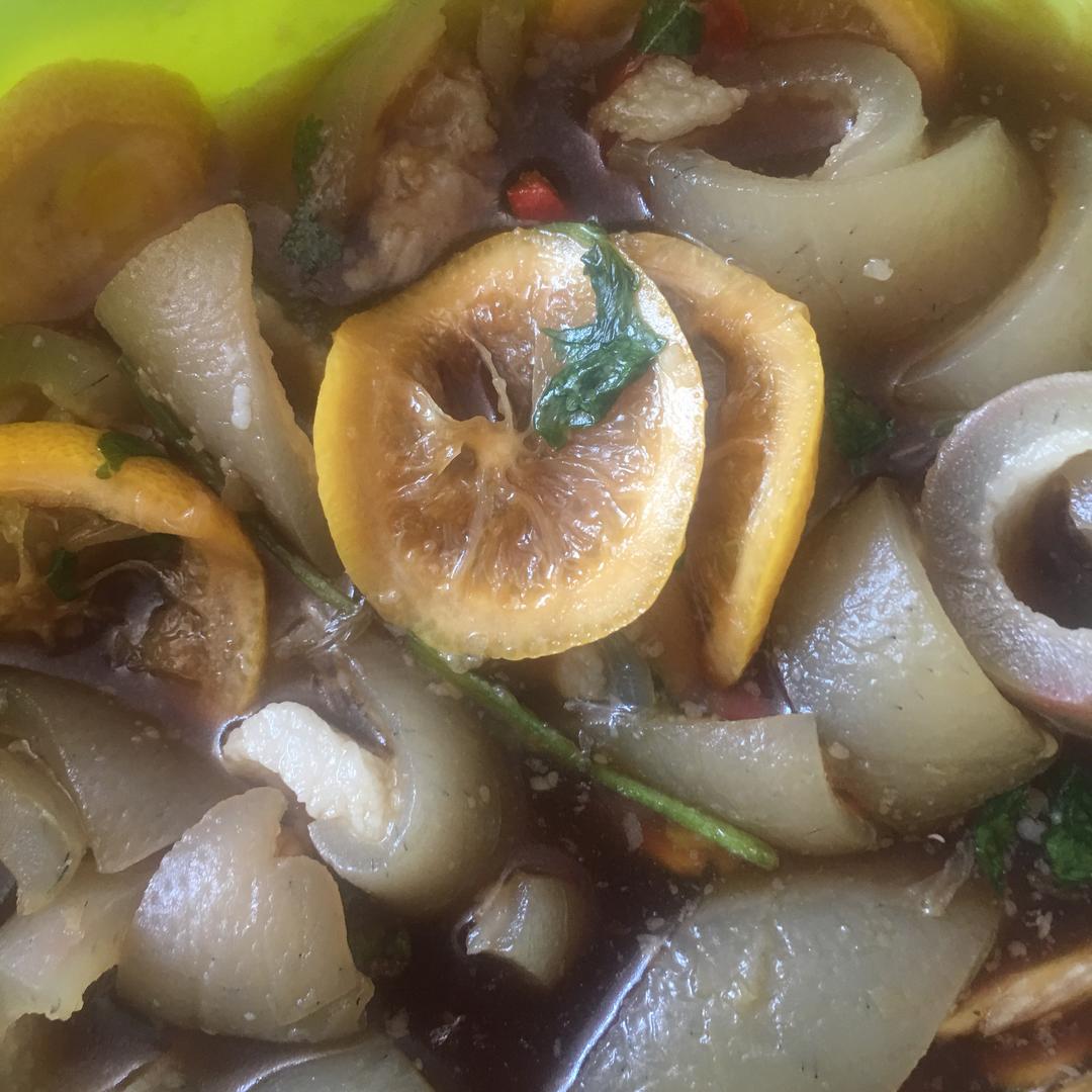 柠檬93泡猪皮的做法