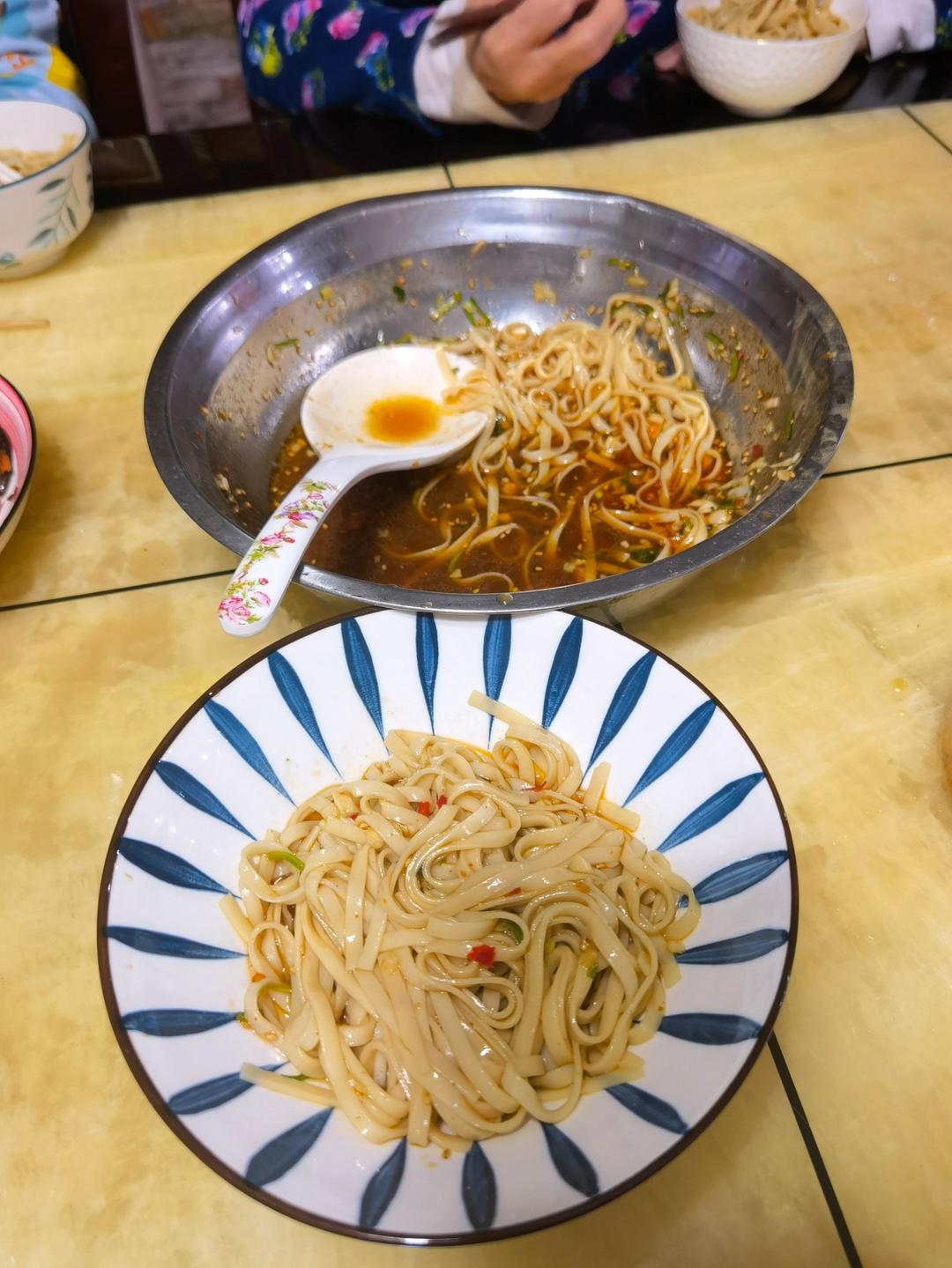 5分钟搞定的开胃酸汤面