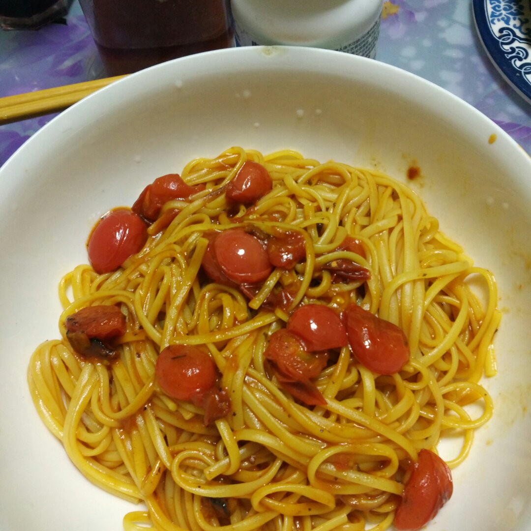番茄意大利面
