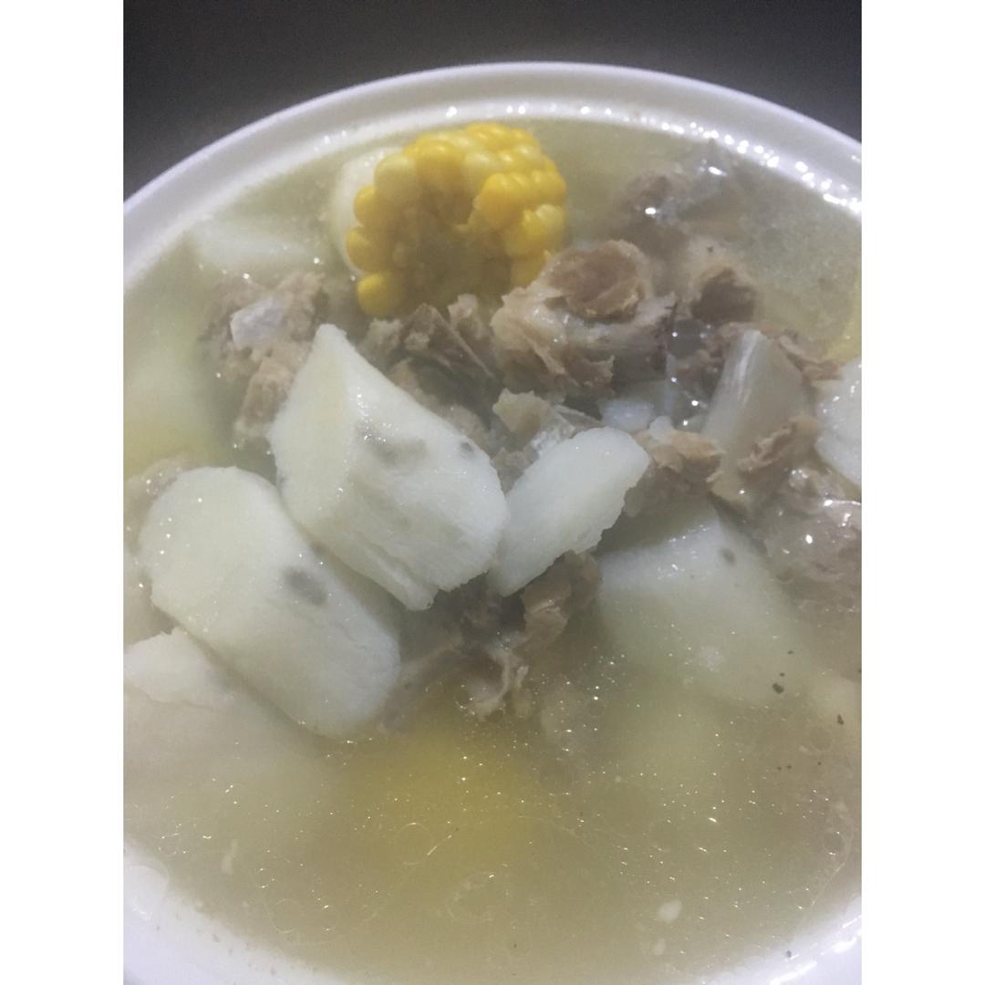 山药玉米排骨汤
