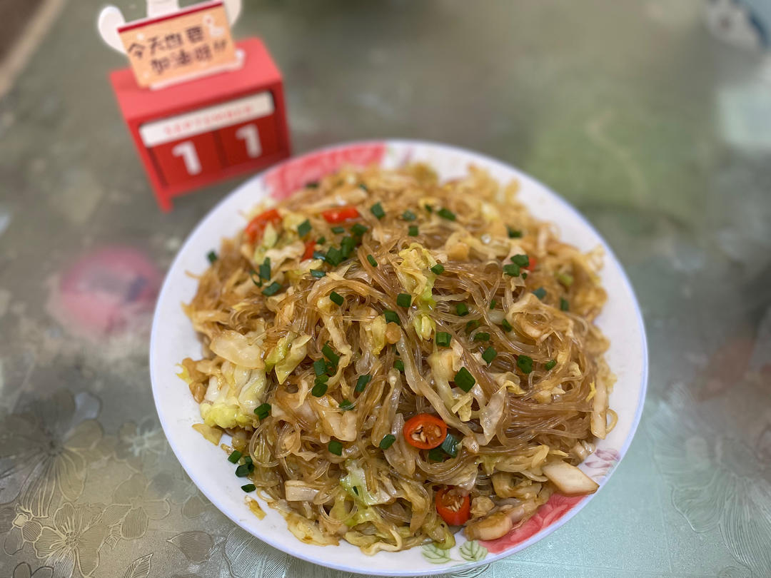包菜炒粉丝
