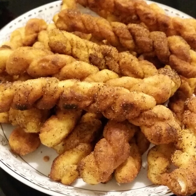 鸡蛋小麻花