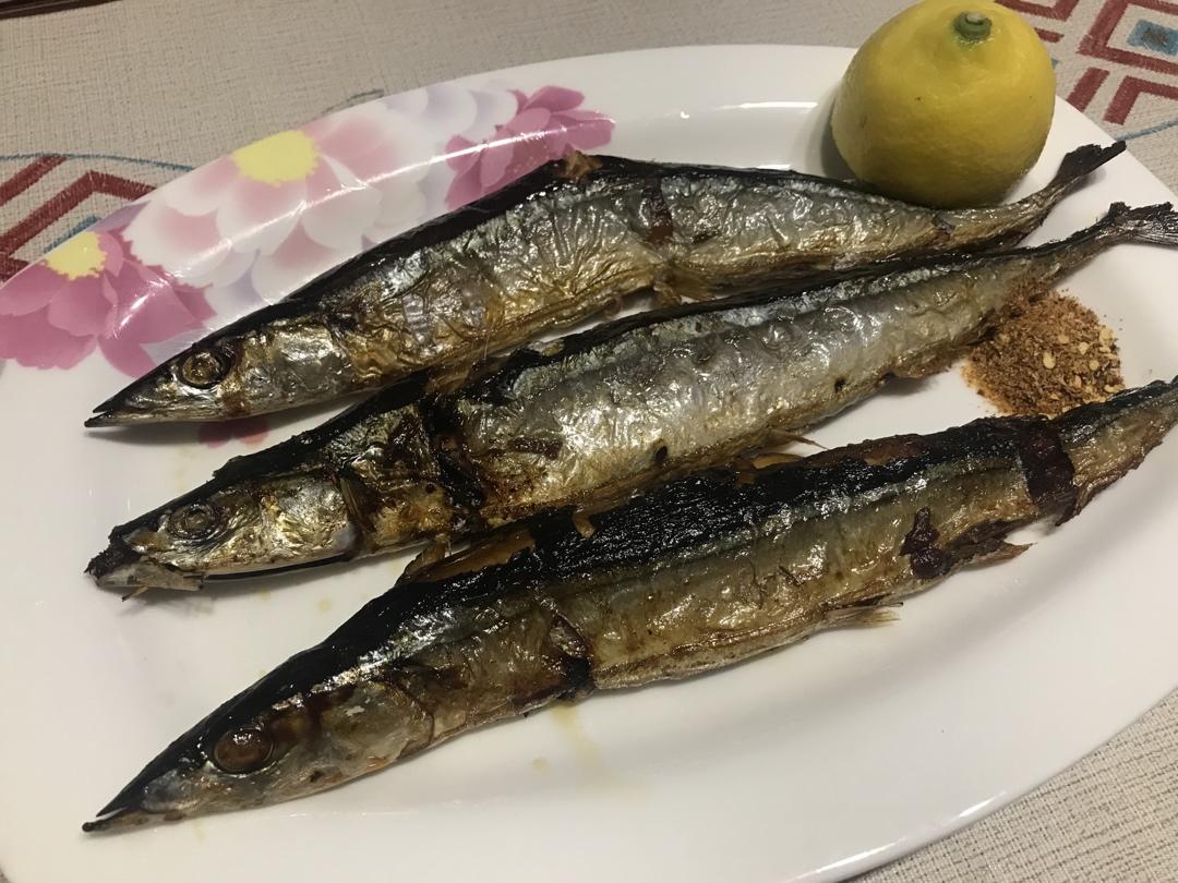 日本人教你做正宗料理之烤秋刀鱼