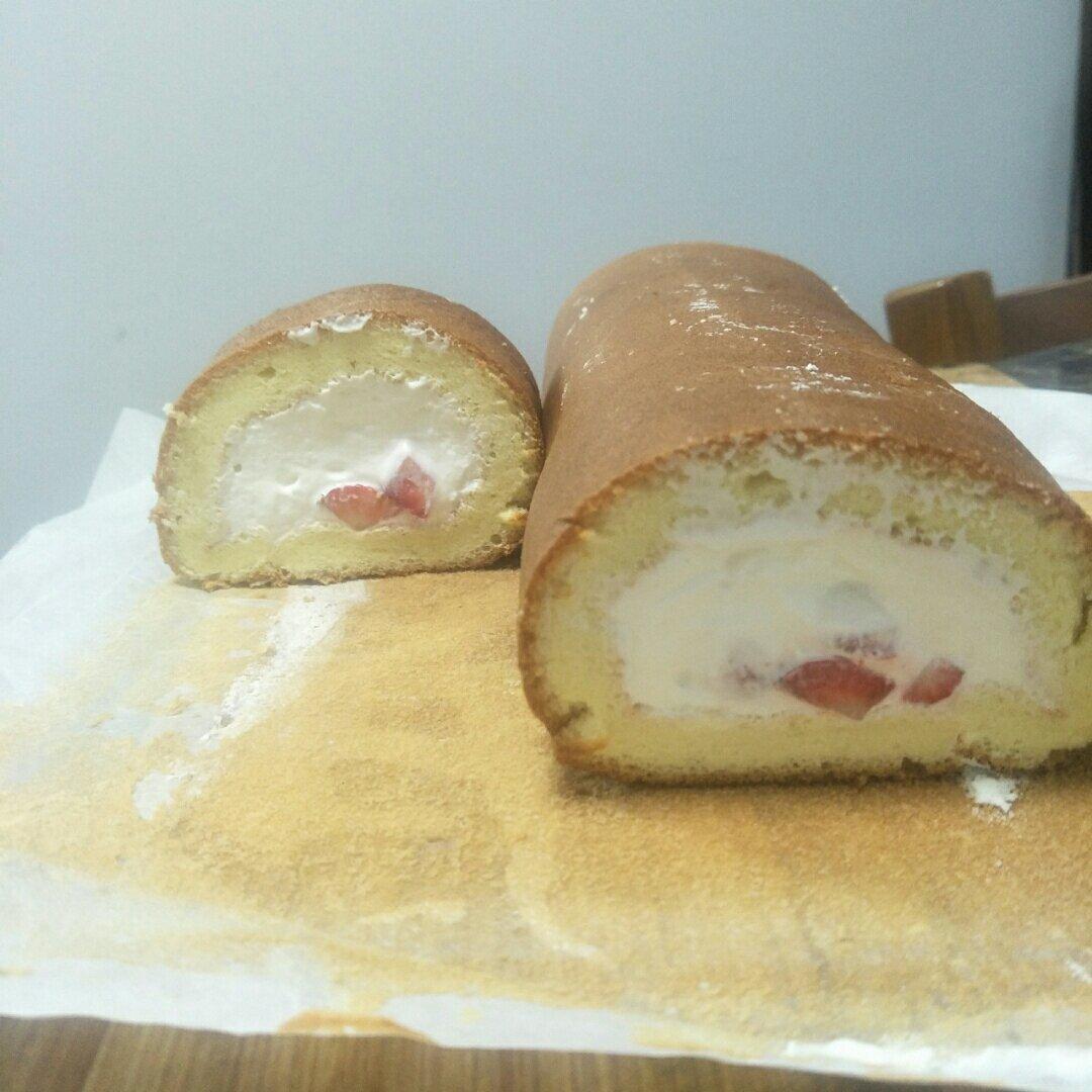 胖乎乎奶油芒果卷/不开裂不掉皮全过程详细图解烘焙视频/蛋糕篇6：「厚卷」