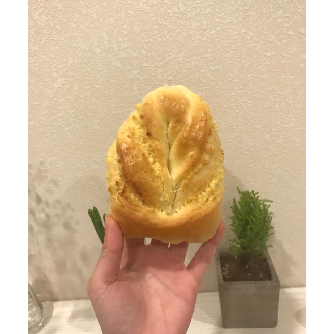 椰蓉叶子面包