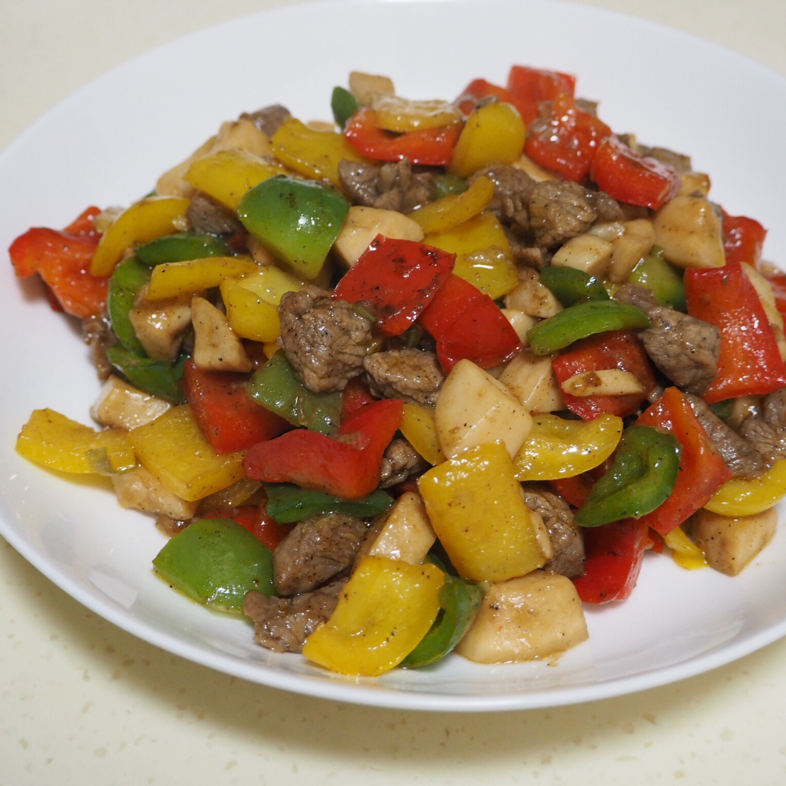 杏鲍菇黑胡椒牛肉粒~老丁的私房菜
