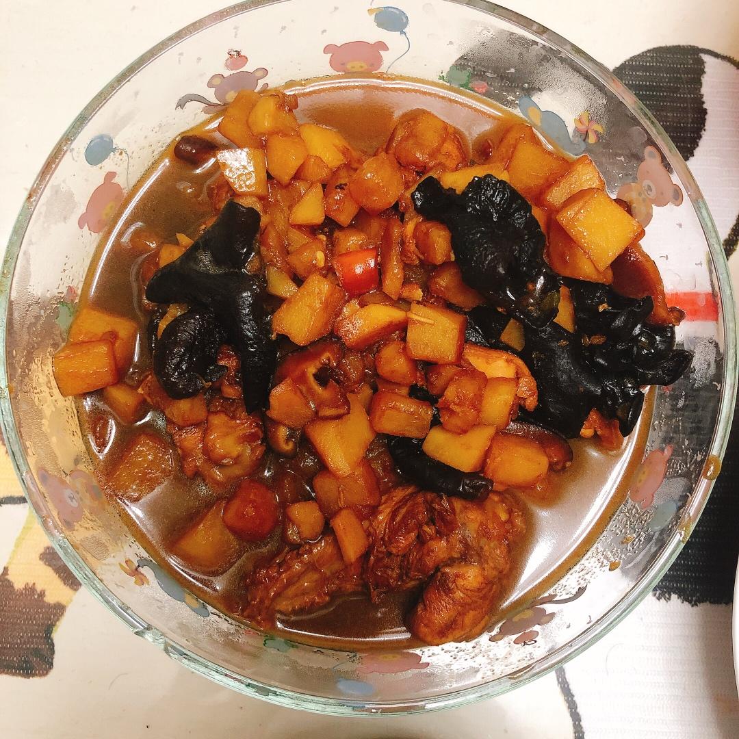 土豆烧鸡翅