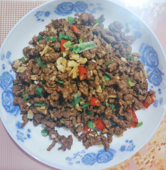 小炒牛肉