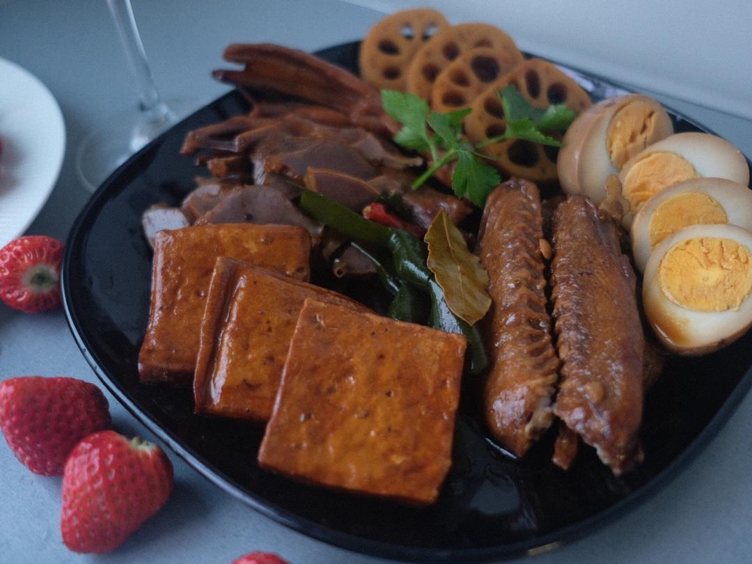 【卤味拼盘×西瓜烧酒】