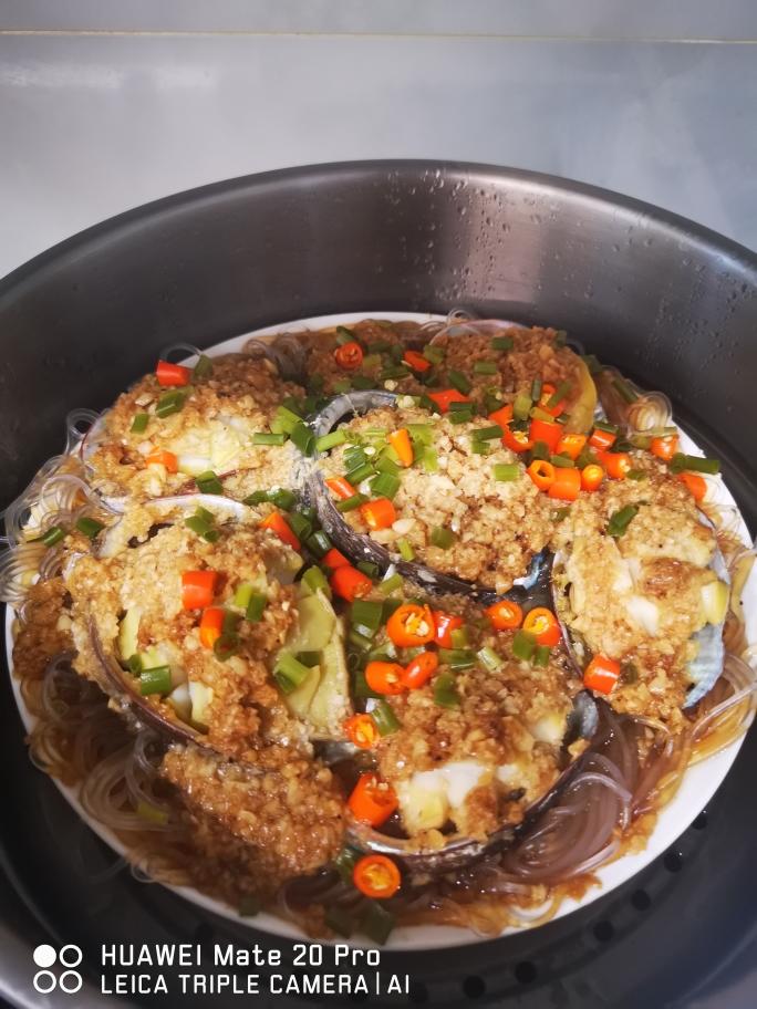 只给看不给吃系列之蒜蓉粉丝鲍鱼