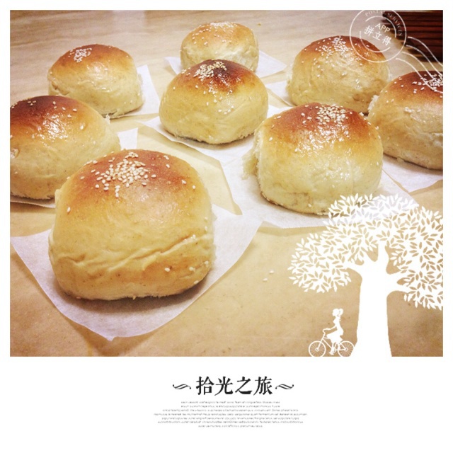 大人小孩都爱不释口的【蜂蜜牛奶小餐包】