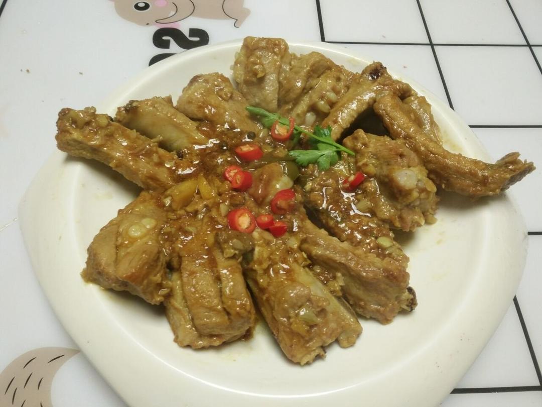家常蒜香排骨
