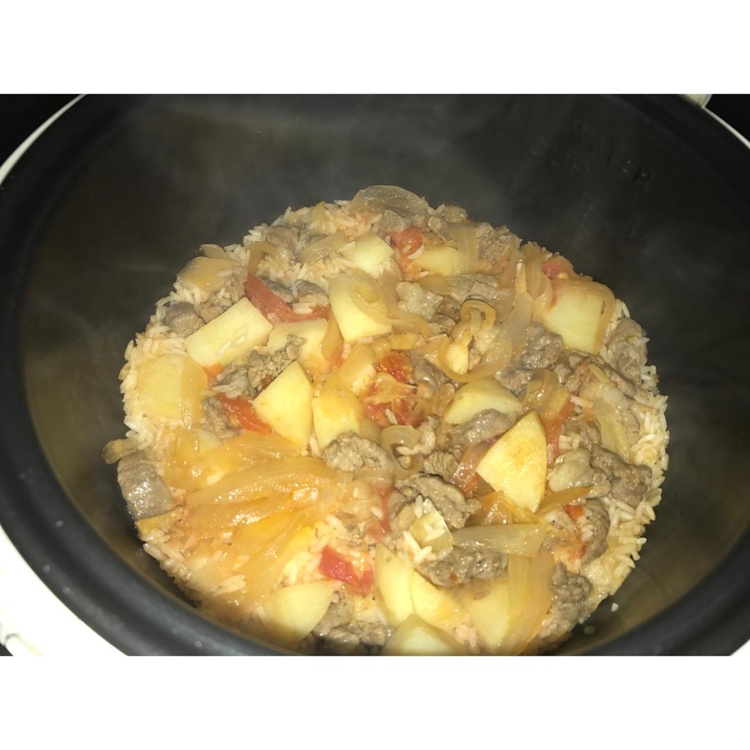 喷香羊肉焖饭
