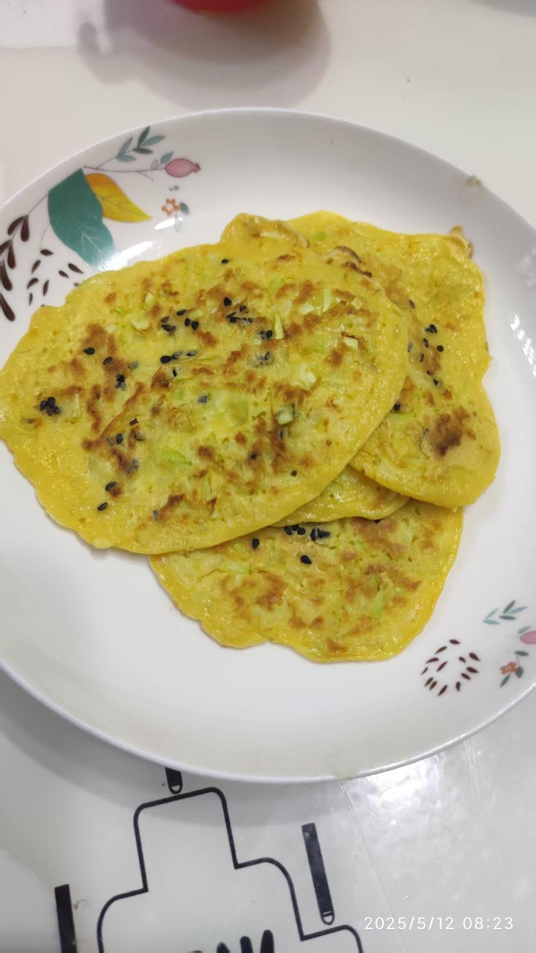让宝宝爱上吃菜 摊西葫芦软饼（一岁以上婴幼儿辅食）西葫芦黑芝麻鸡蛋饼 煎鸡蛋面糊饼子