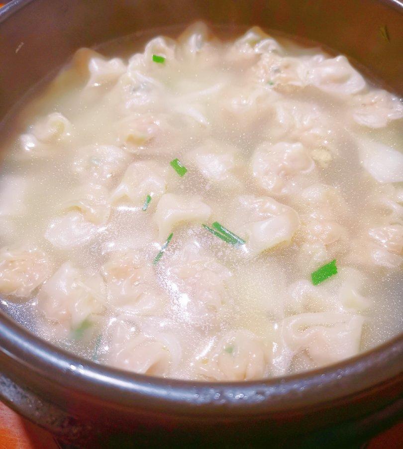 鸡汤小馄饨