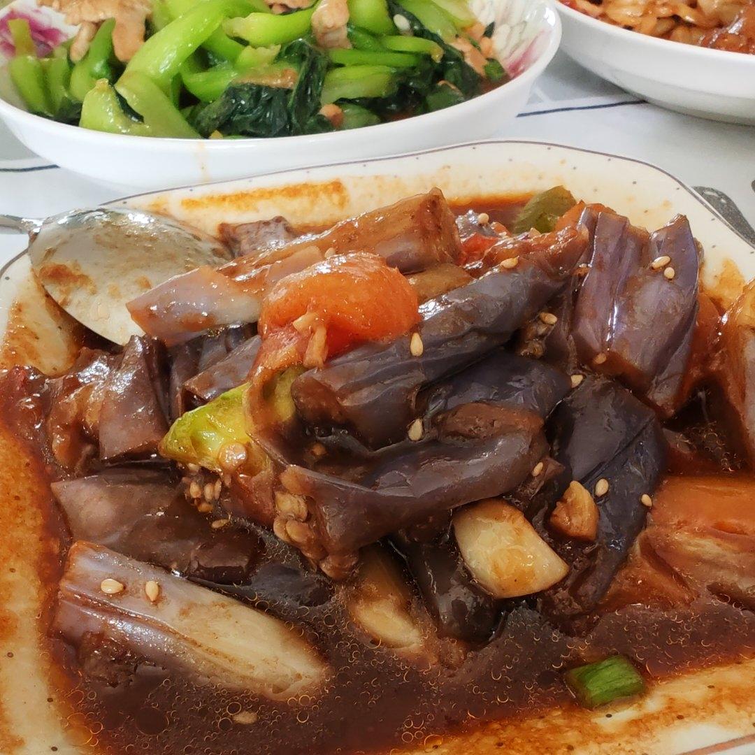 5分钟快手下饭菜#番茄炒茄子🍅番茄家族