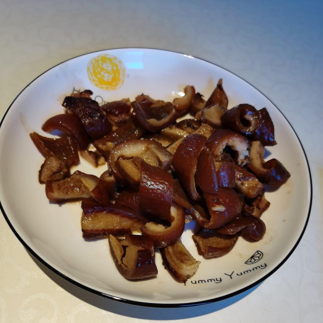 卤猪皮
