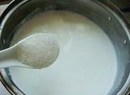 牛奶蜜豆冰糕的做法 步骤2
