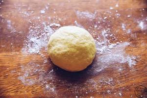 懒蛋蛋 · 南瓜蛋黄酱软面包的做法 步骤7