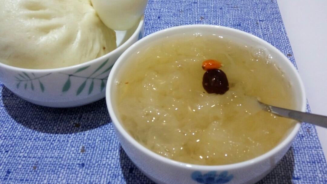 红枣银耳汤