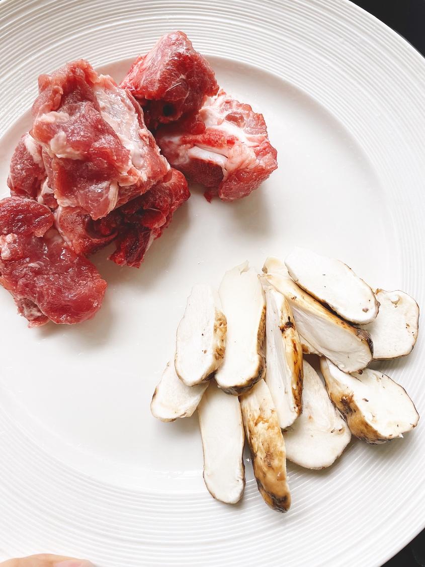 松茸炖排骨（懒人快速版）的做法