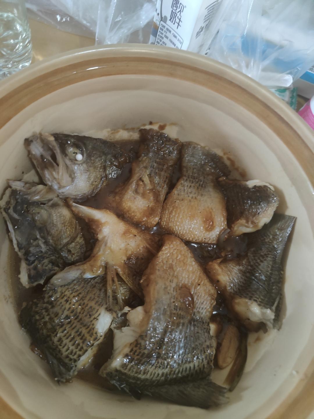 葱香焗鲈鱼