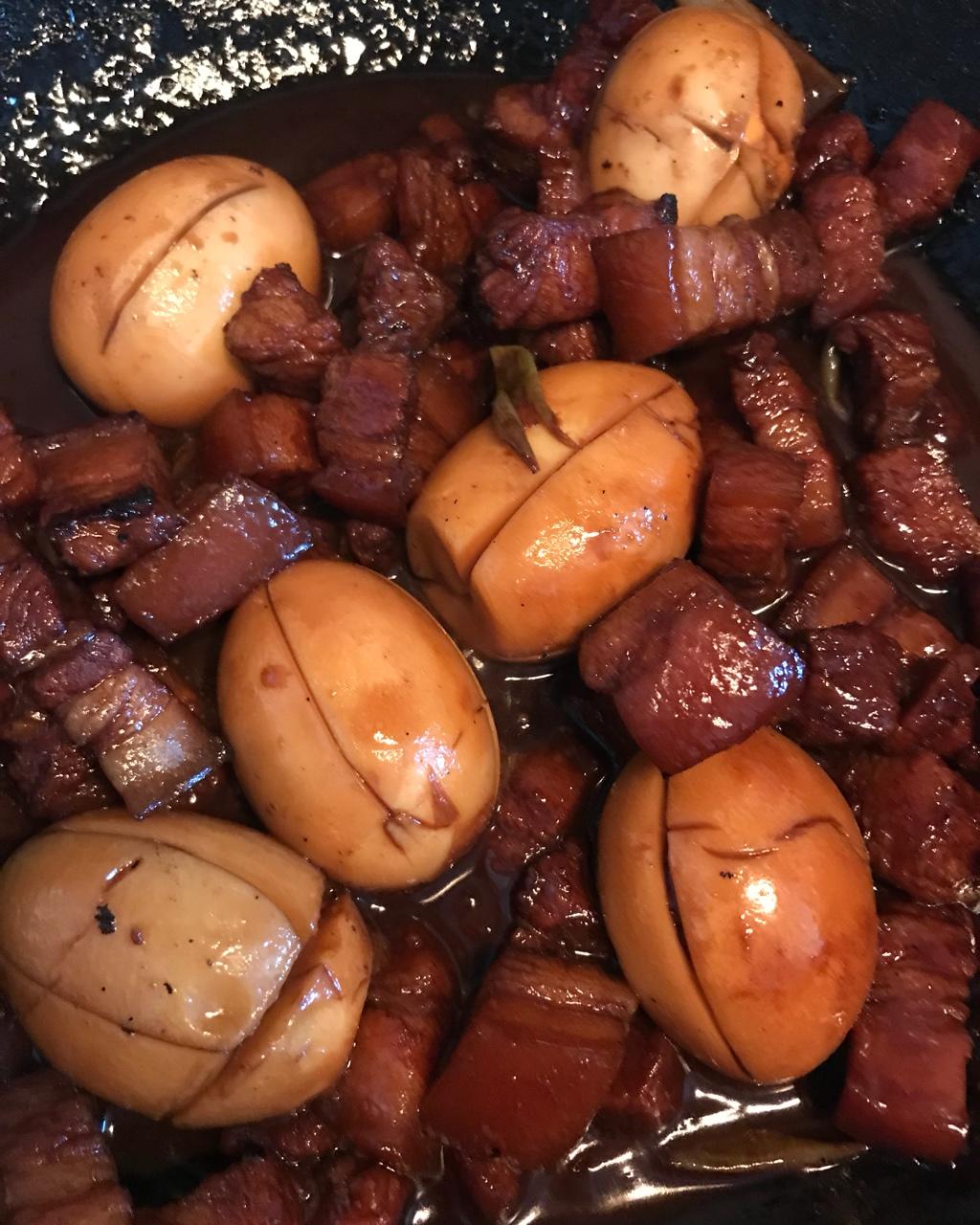 其实也不是很难的红烧肉烧蛋