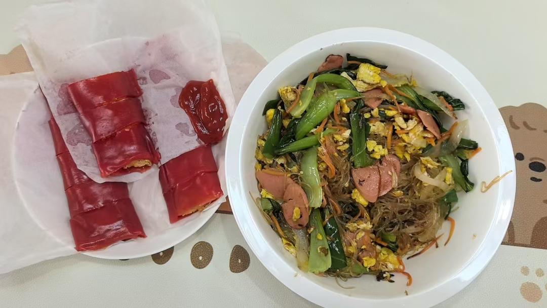 大牌档炒米粉