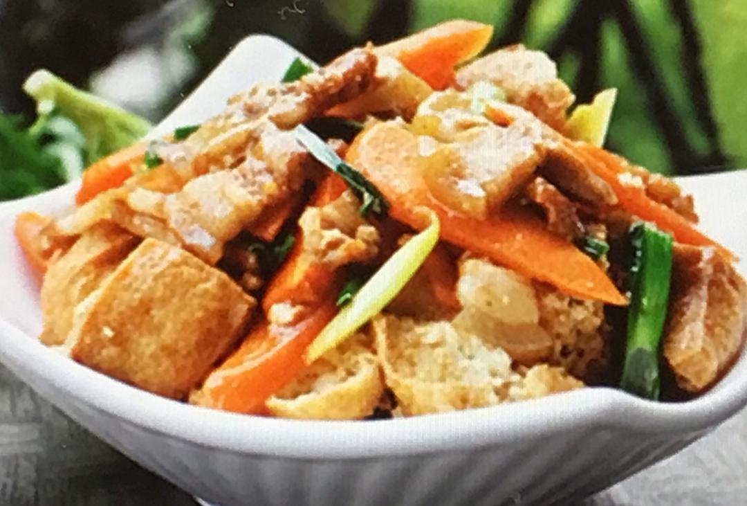 教你怎样做昆明的小炒豆腐    超超超超简单   孩子也能做！