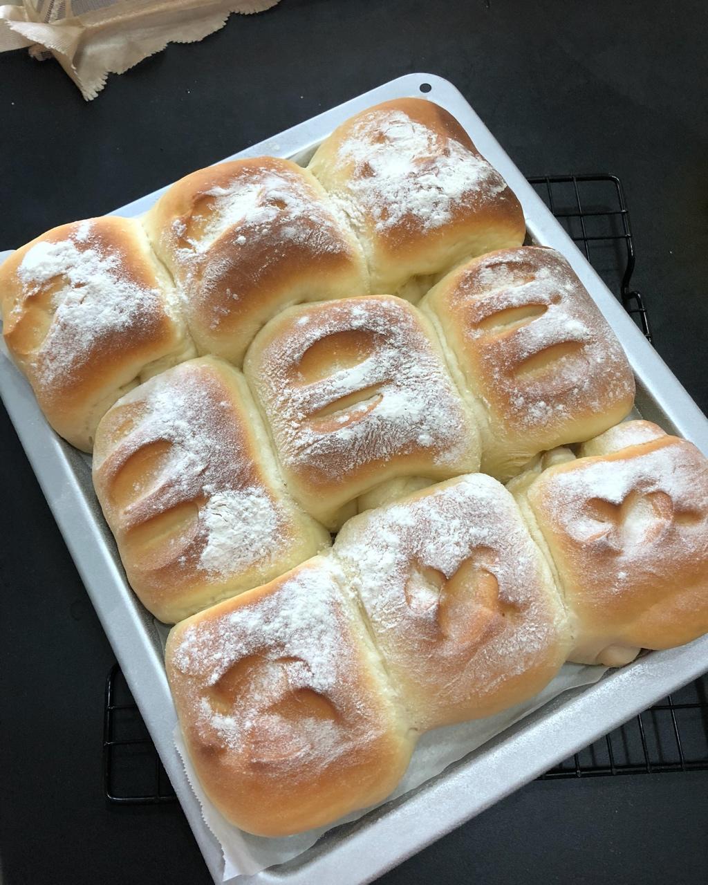 软到不知所措的牛奶卷