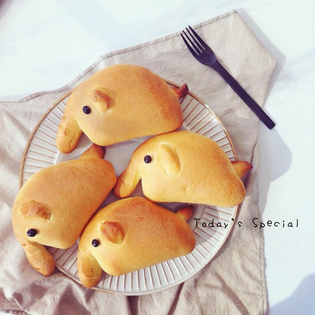 heyzoeee做的大象面包