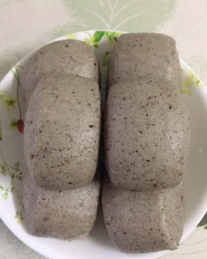奶香黑芝麻刀切馒头