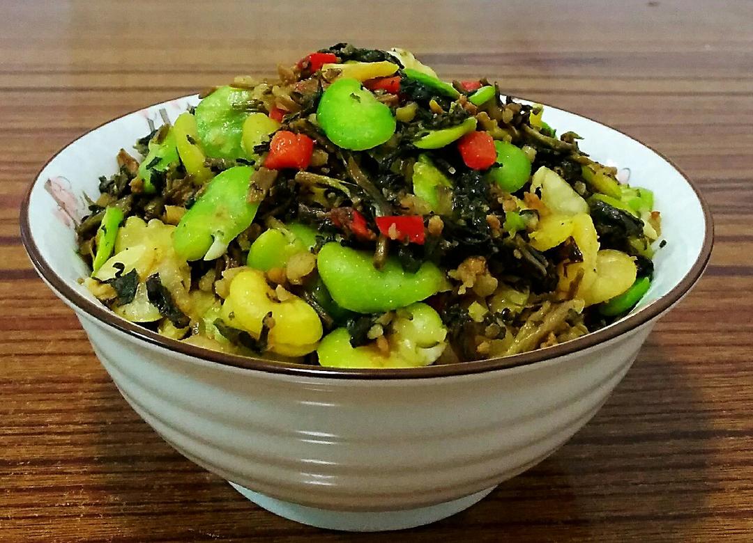 霉干菜烧蚕豆