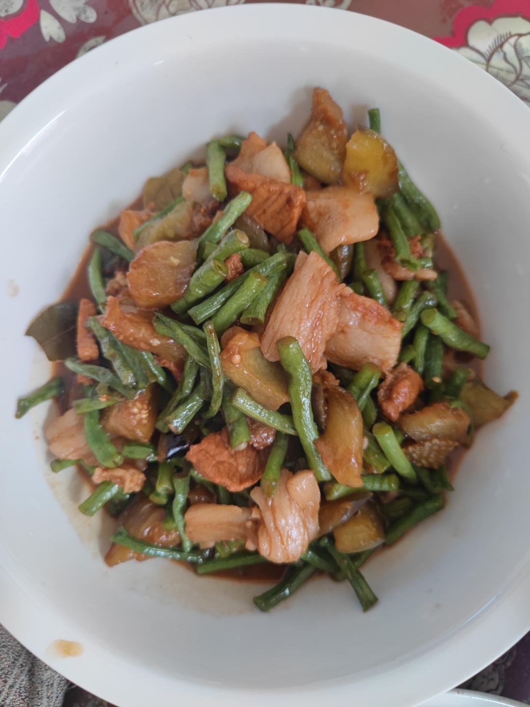 豆角炒肉