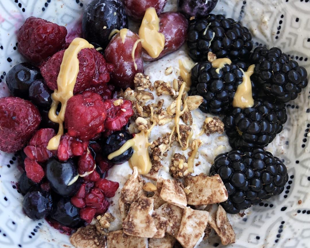 营养快手减脂早餐：隔夜冰燕麦粥