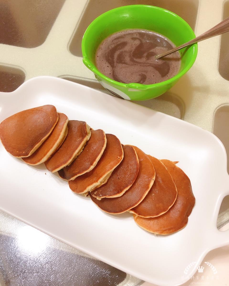 香蕉鸡蛋饼（超简单快手）